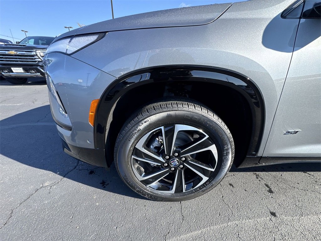 New 2026 Buick Enclave Sport Touring w/ Super Cruise Package image 10