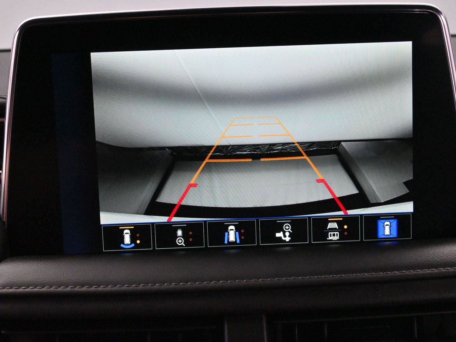 Used 2022 Chevrolet Tahoe Z71 w/ Z71 Off-Road Package image 26