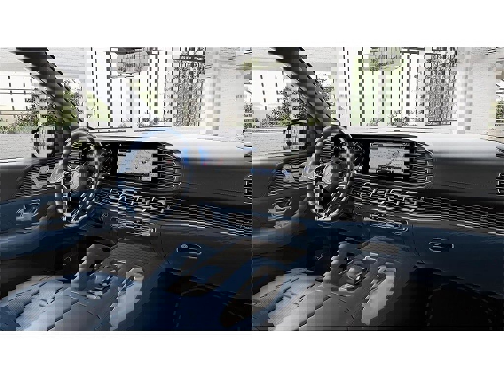 New 2026 Mercedes-Benz GLS 580 4MATIC image 6