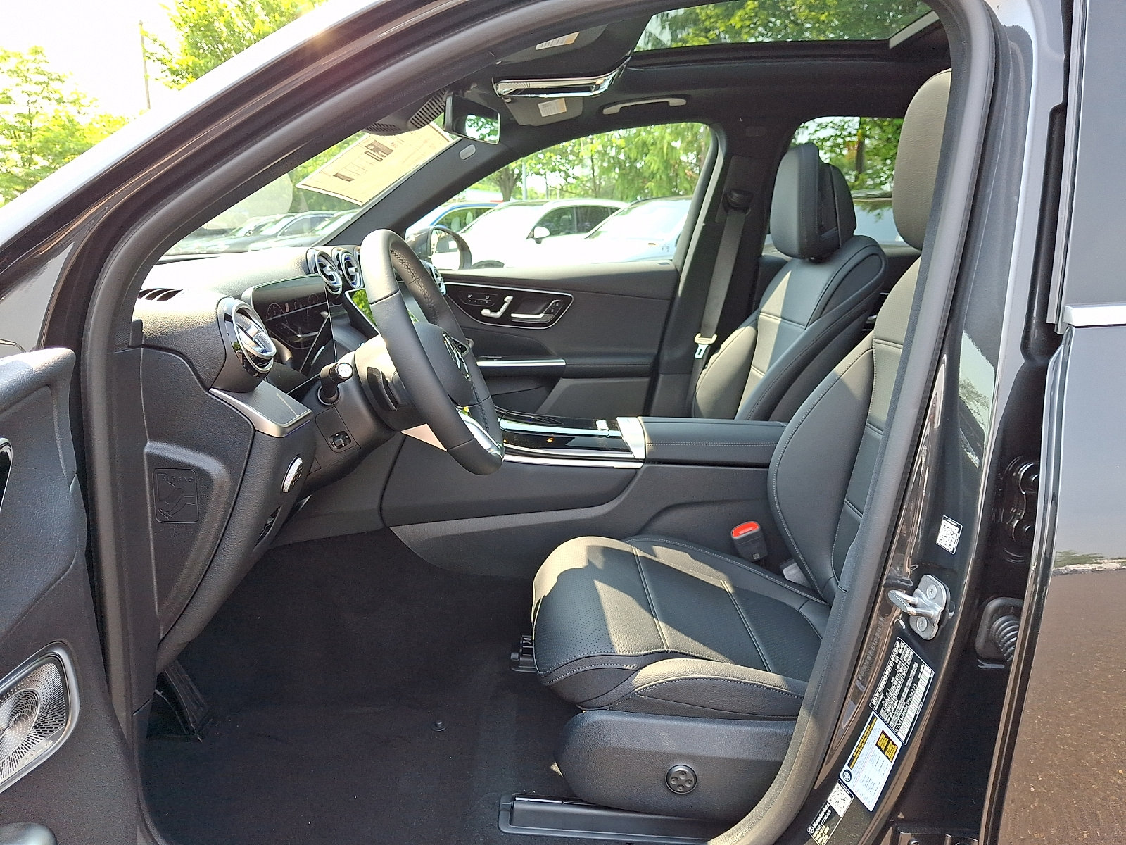New 2026 Mercedes-Benz GLC 300 4MATIC image 11
