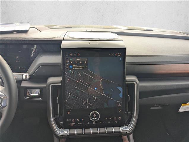 Certified 2025 GMC Yukon Denali AWD/4WD image 11