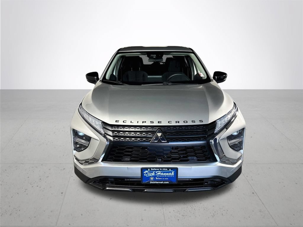 Used 2022 Mitsubishi Eclipse Cross LE AWD/4WD image 3