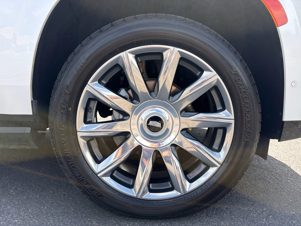 Used 2021 Cadillac Escalade Premium Luxury Platinum AWD/4WD image 3