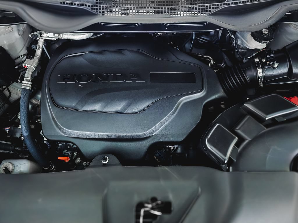 Used 2025 Honda Odyssey Touring image 12