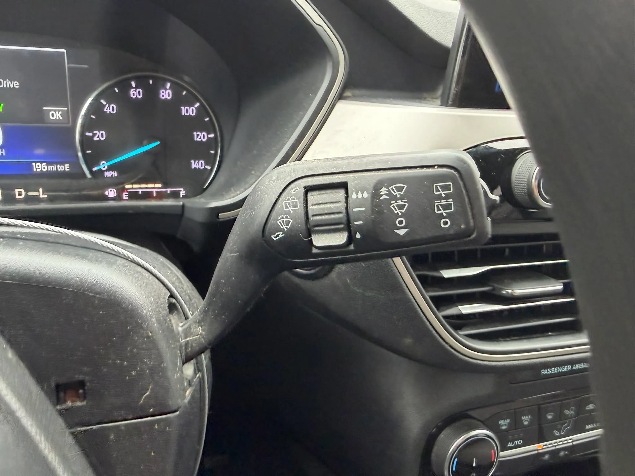 Used 2022 Ford Escape SE AWD/4WD image 15