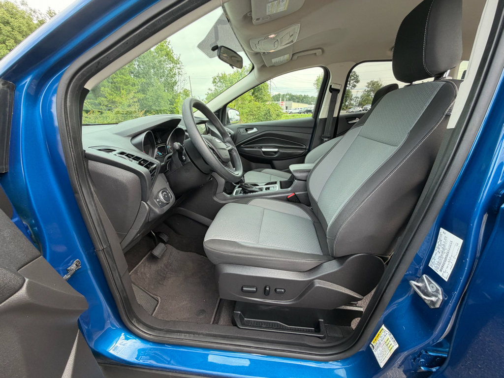 Used 2019 Ford Escape SE FWD image 11