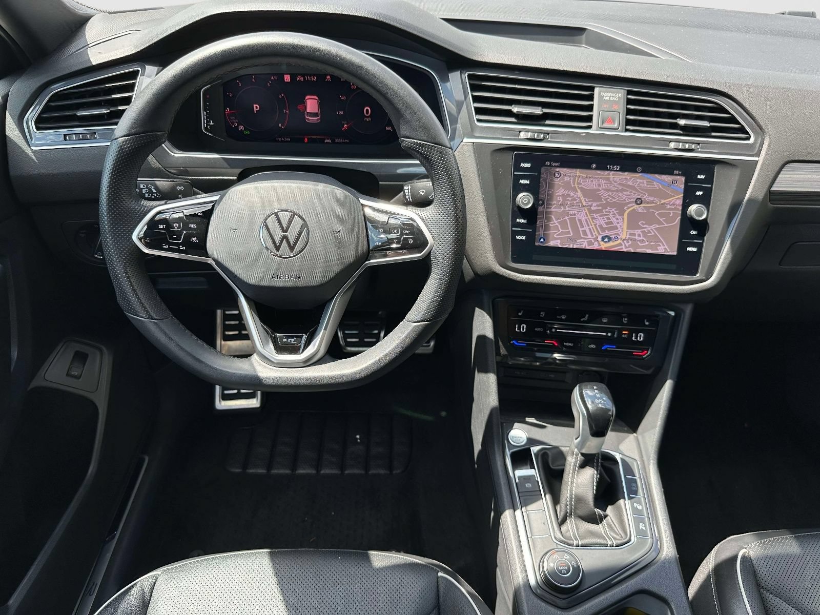 Certified 2024 Volkswagen Tiguan SEL R-Line AWD/4WD image 7