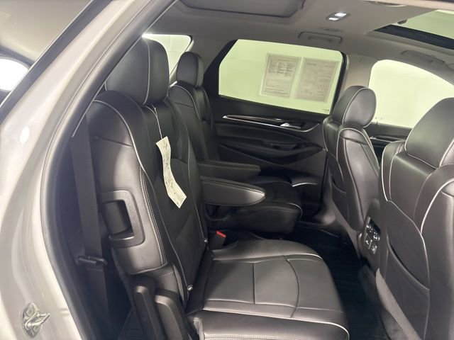 Used 2021 Buick Enclave Avenir image 23
