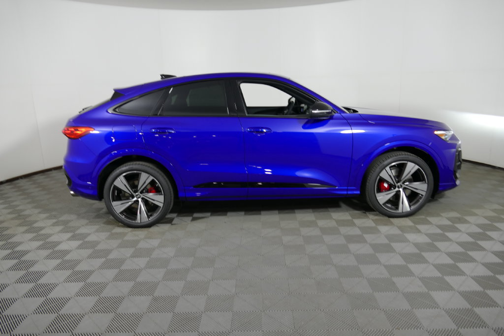 New 2026 Audi SQ5 Premium Plus AWD/4WD image 2