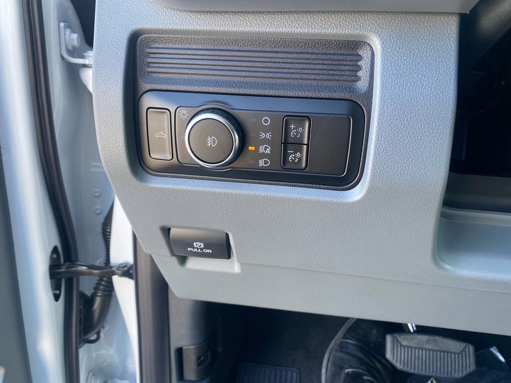 New 2025 Ford F250 XLT image 29