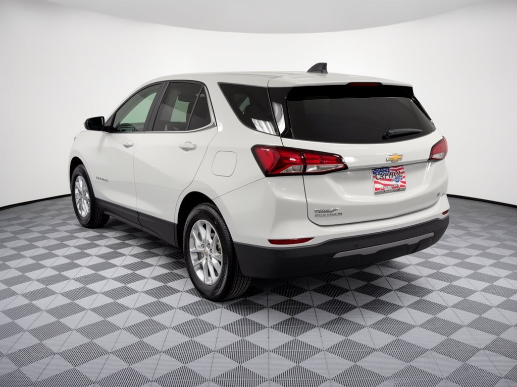 Used 2024 Chevrolet Equinox LT w/ LPO, Floor Liner Package FWD image 3