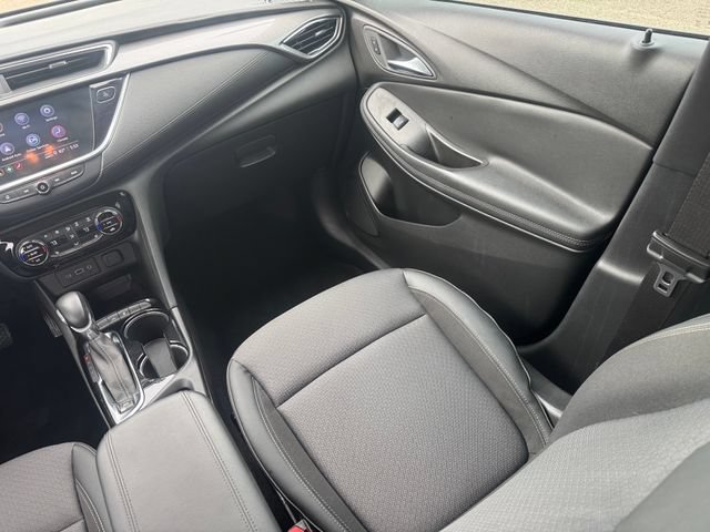 Used 2022 Buick Encore GX Select w/ Sport Touring Package FWD image 26