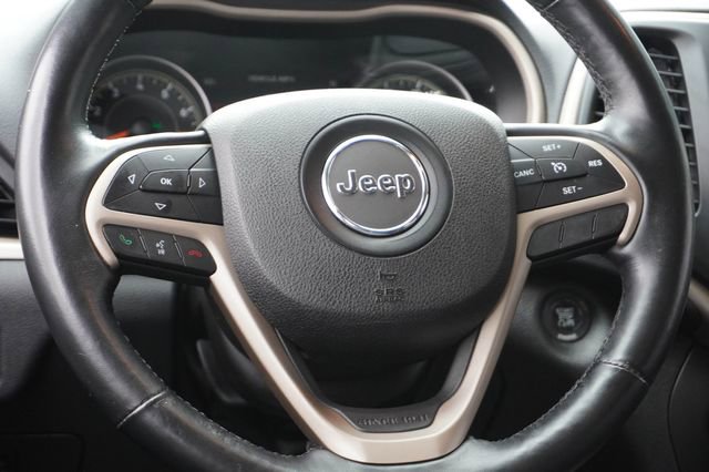 Used 2015 Jeep Cherokee Limited image 13