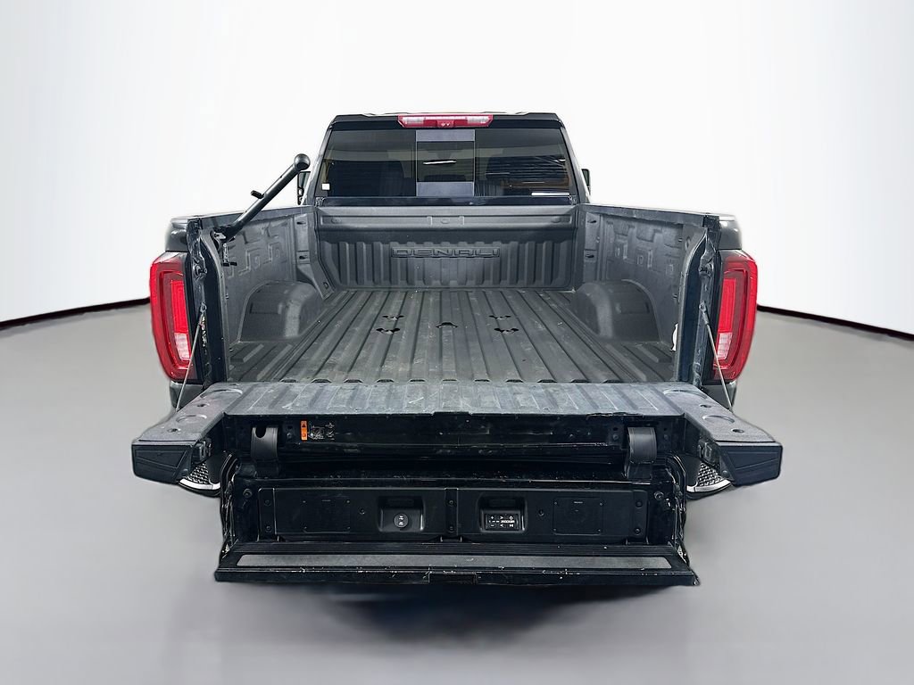 Used 2022 GMC Sierra 2500 Denali w/ Denali Black Diamond Edition image 30