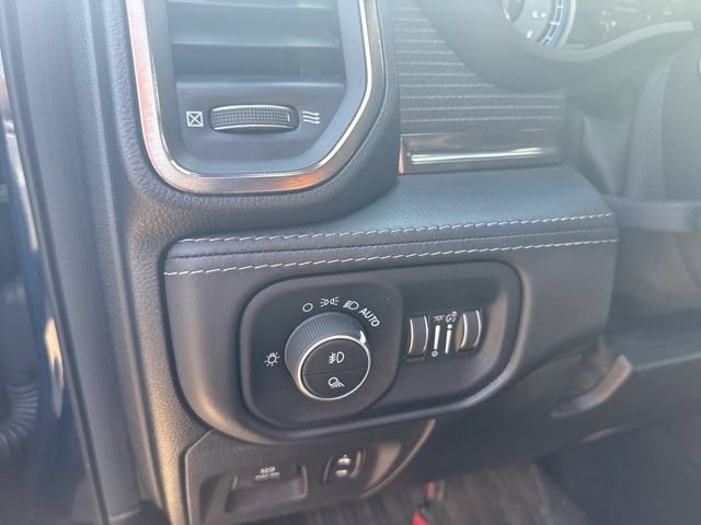 Used 2020 RAM 1500 Limited AWD/4WD image 16