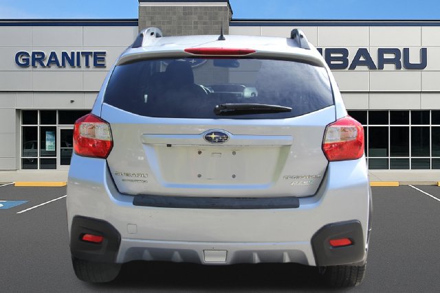 Used 2017 Subaru Crosstrek 2.0i Premium AWD/4WD image 8