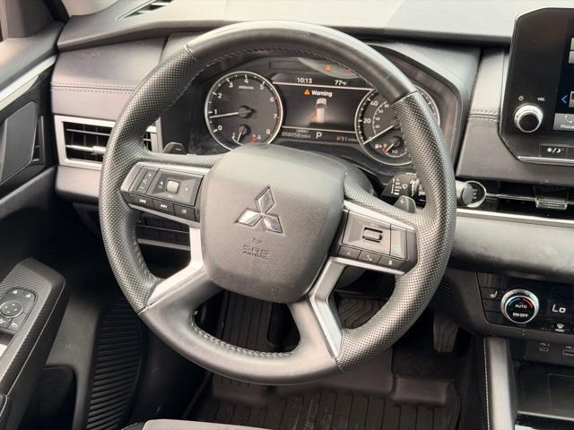 Used 2024 Mitsubishi Outlander SE AWD/4WD image 14