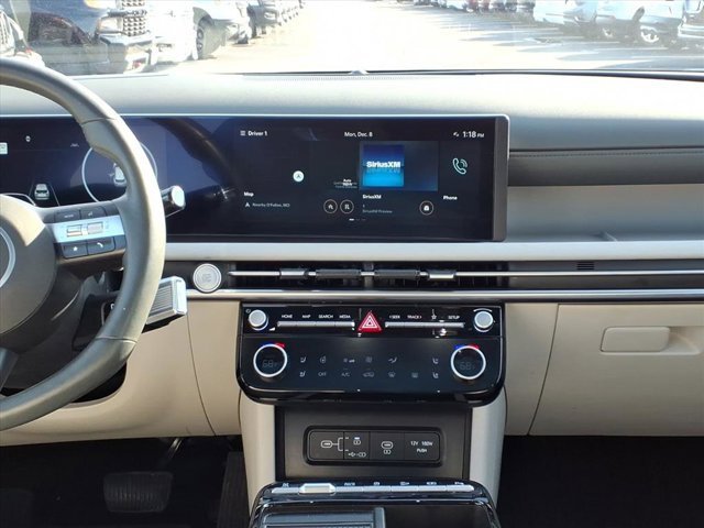 Used 2025 Hyundai Tucson Limited image 10