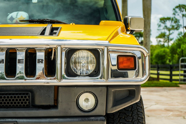 Used 2003 HUMMER H2 w/ Preferred Equipment Group image 99
