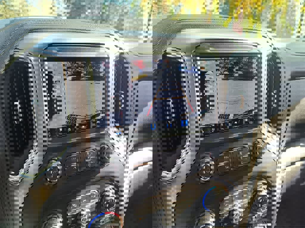 Used 2022 Chevrolet Silverado 3500 LTZ w/ LTZ Plus Package image 17