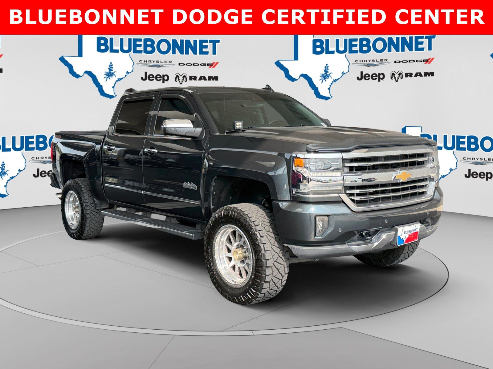 Used 2017 Chevrolet Silverado 1500 High Country AWD/4WD image 3