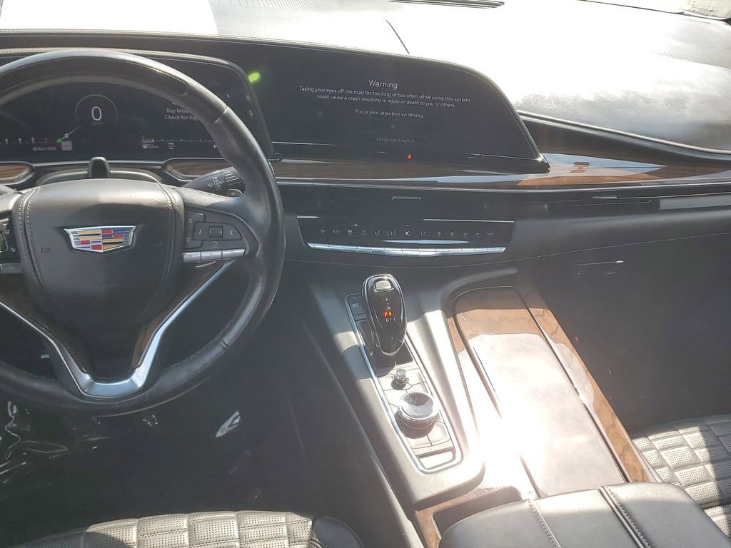 Used 2023 Cadillac Escalade Sport Platinum w/ LPO, ONYX Package image 19