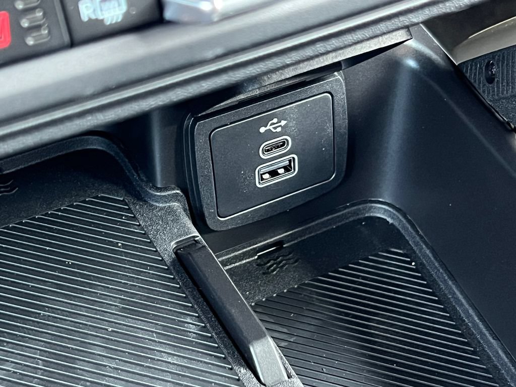 Used 2026 Ford Bronco Badlands AWD/4WD image 32