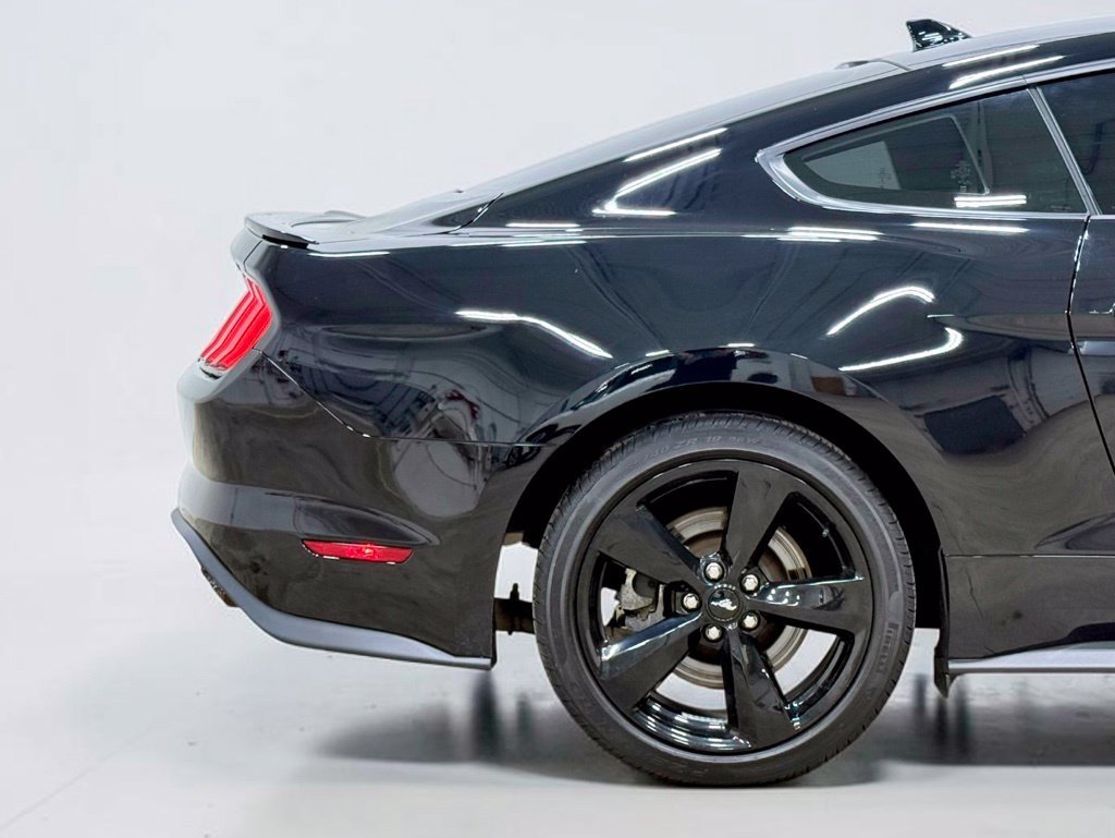 Used 2022 Ford Mustang GT w/ Equipment Group 301A RWD image 12