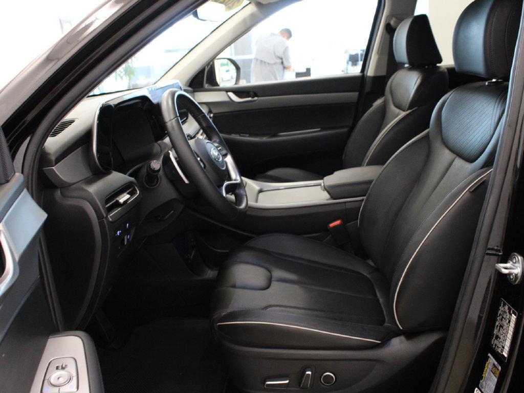 Used 2023 Hyundai Palisade SEL FWD image 10