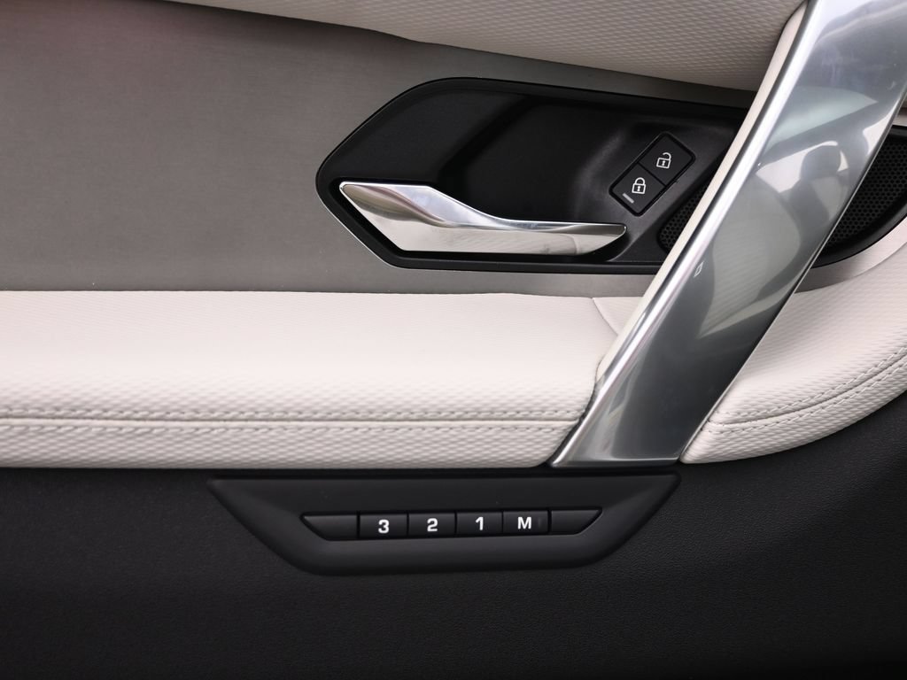 New 2026 Land Rover Discovery Sport Landmark AWD/4WD image 20