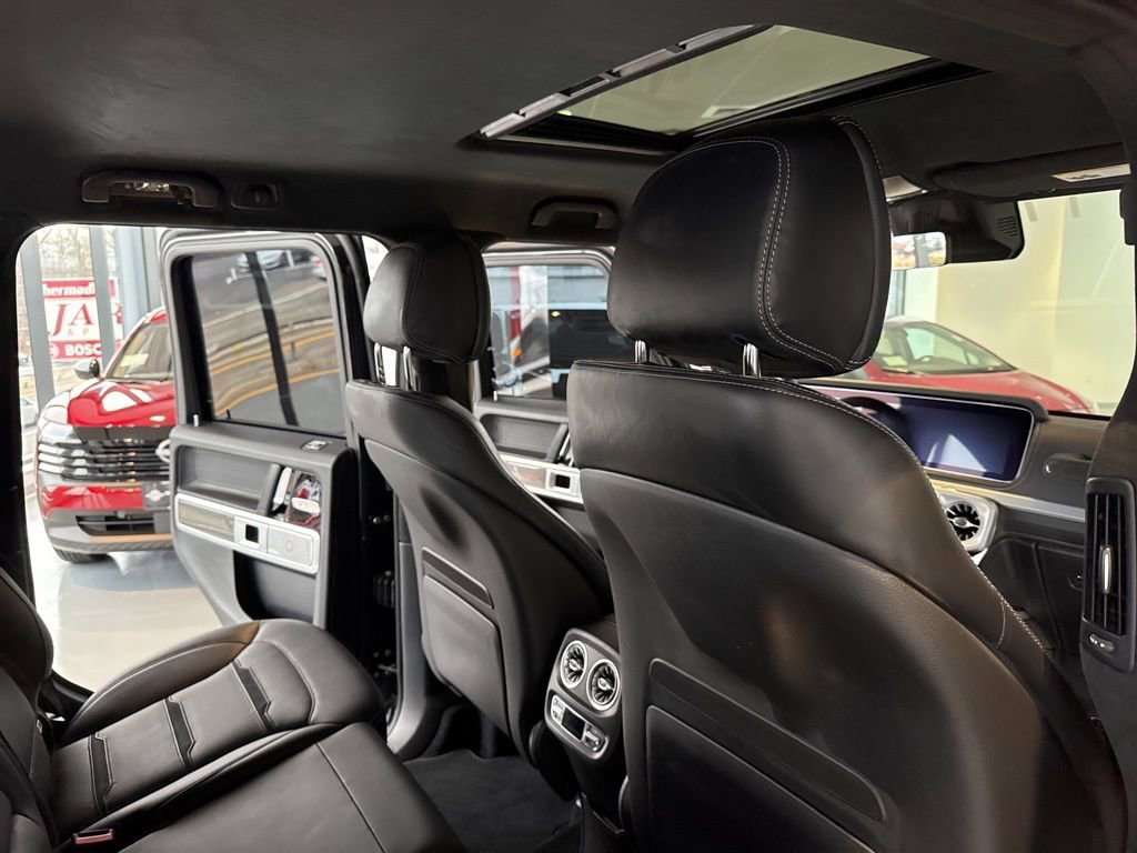 Used 2024 Mercedes-Benz G 63 AMG 4MATIC w/ Seat Comfort Package image 33