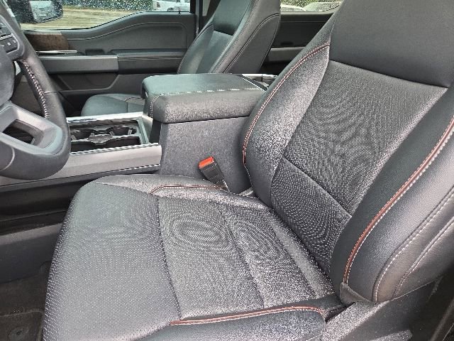 Used 2024 Ford F250 Lariat w/ Lariat Ultimate Package AWD/4WD image 5