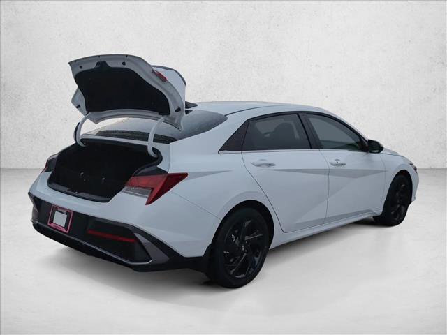 New 2026 Hyundai Elantra SEL Sport Premium video 2