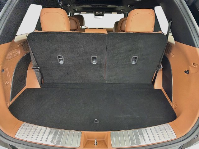 Used 2026 Hyundai Palisade Calligraphy FWD image 11