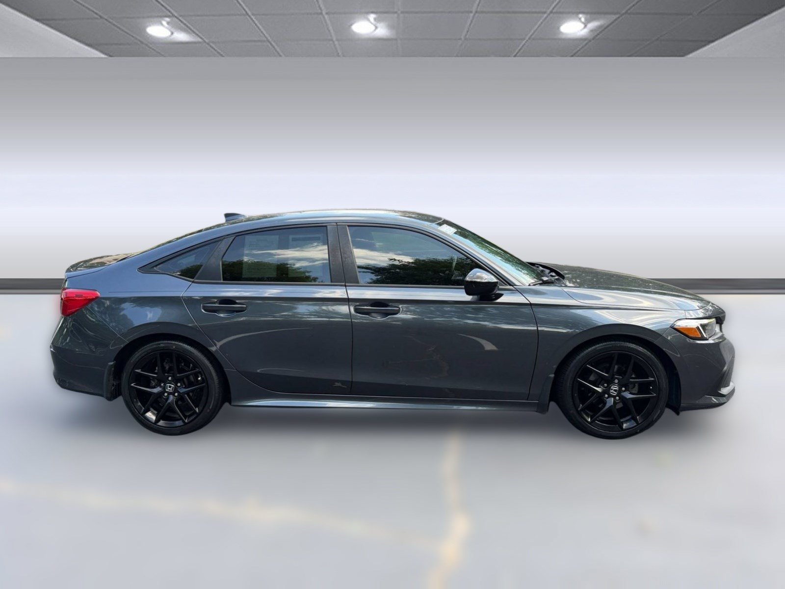 Used 2023 Honda Civic Sport image 8