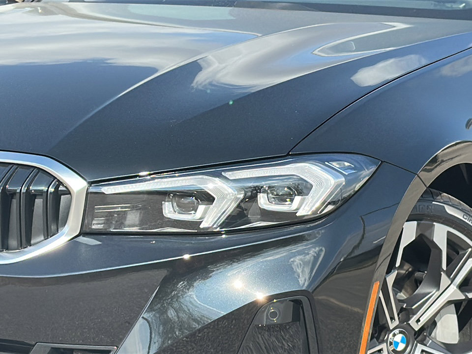 New 2026 BMW 330i Sedan w/ Premium Package image 4