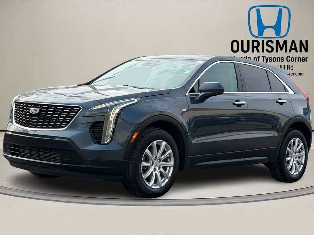 Used 2021 Cadillac XT4 Luxury image 2