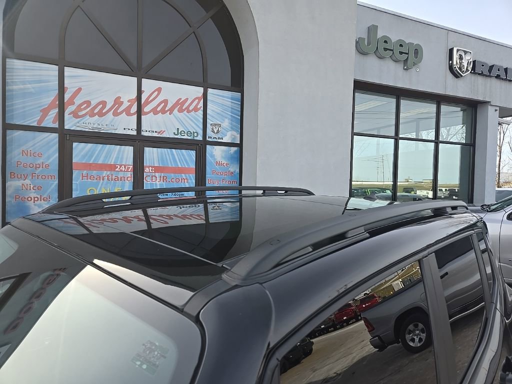 Used 2023 Jeep Renegade Altitude w/ Sun/Sound Group image 19
