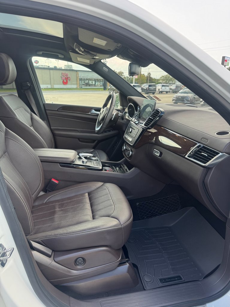 Used 2019 Mercedes-Benz GLS 450 4MATIC image 9