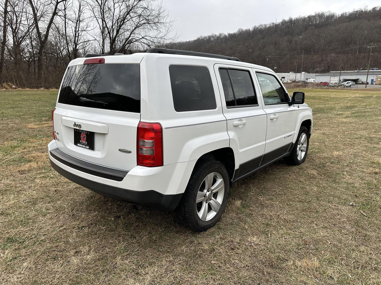 Used 2014 Jeep Patriot Latitude image 23