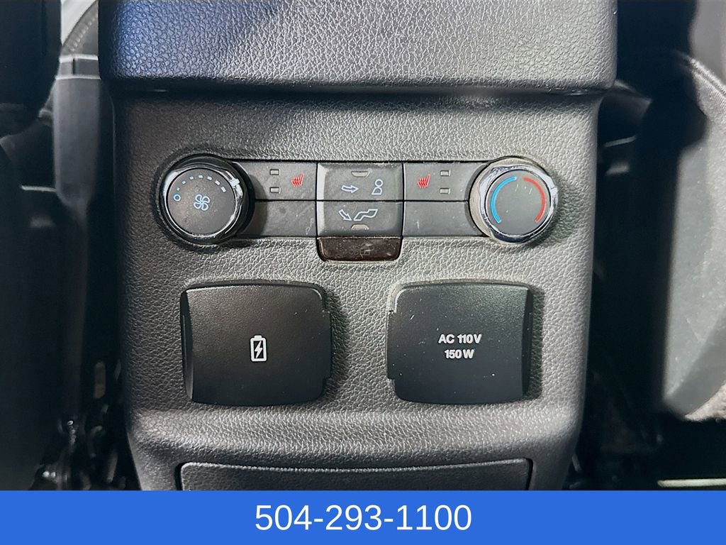 Used 2018 Ford Explorer Platinum image 26