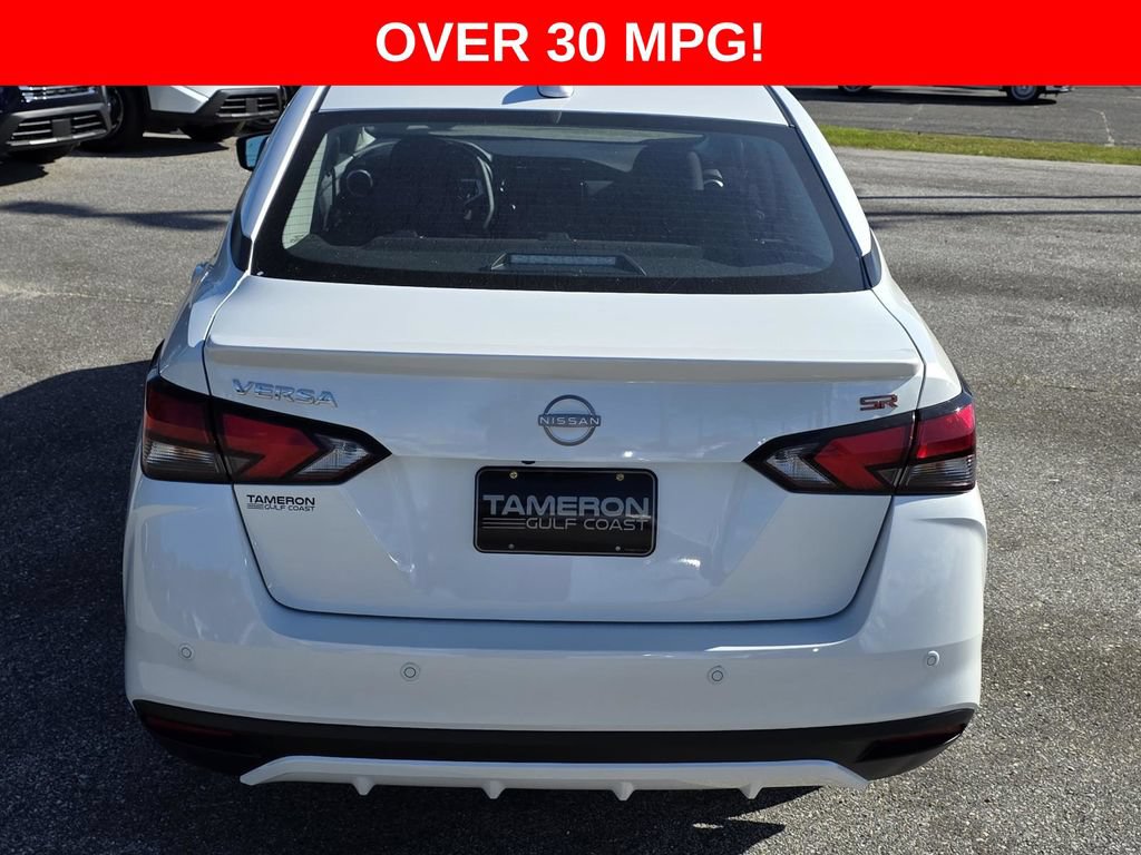 New 2025 Nissan Versa SR w/ Trunk Package FWD image 4