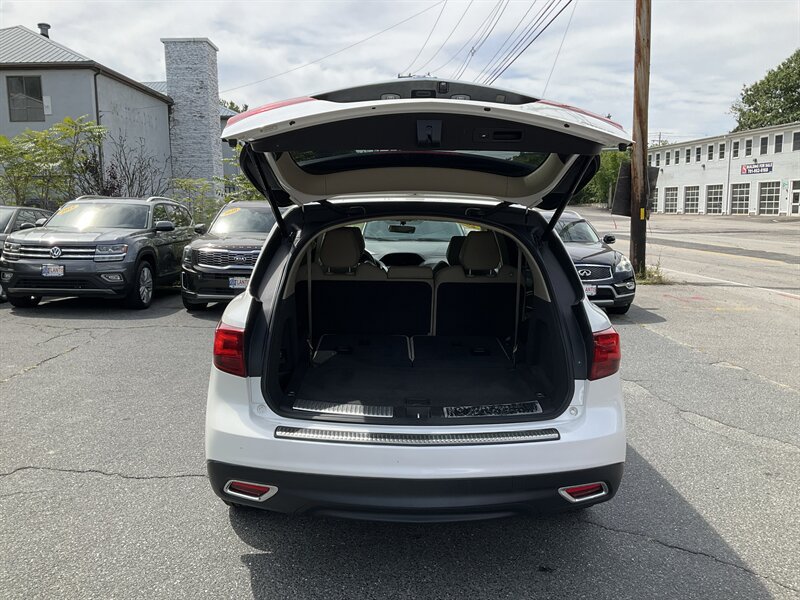 Used 2016 Acura MDX SH-AWD image 12