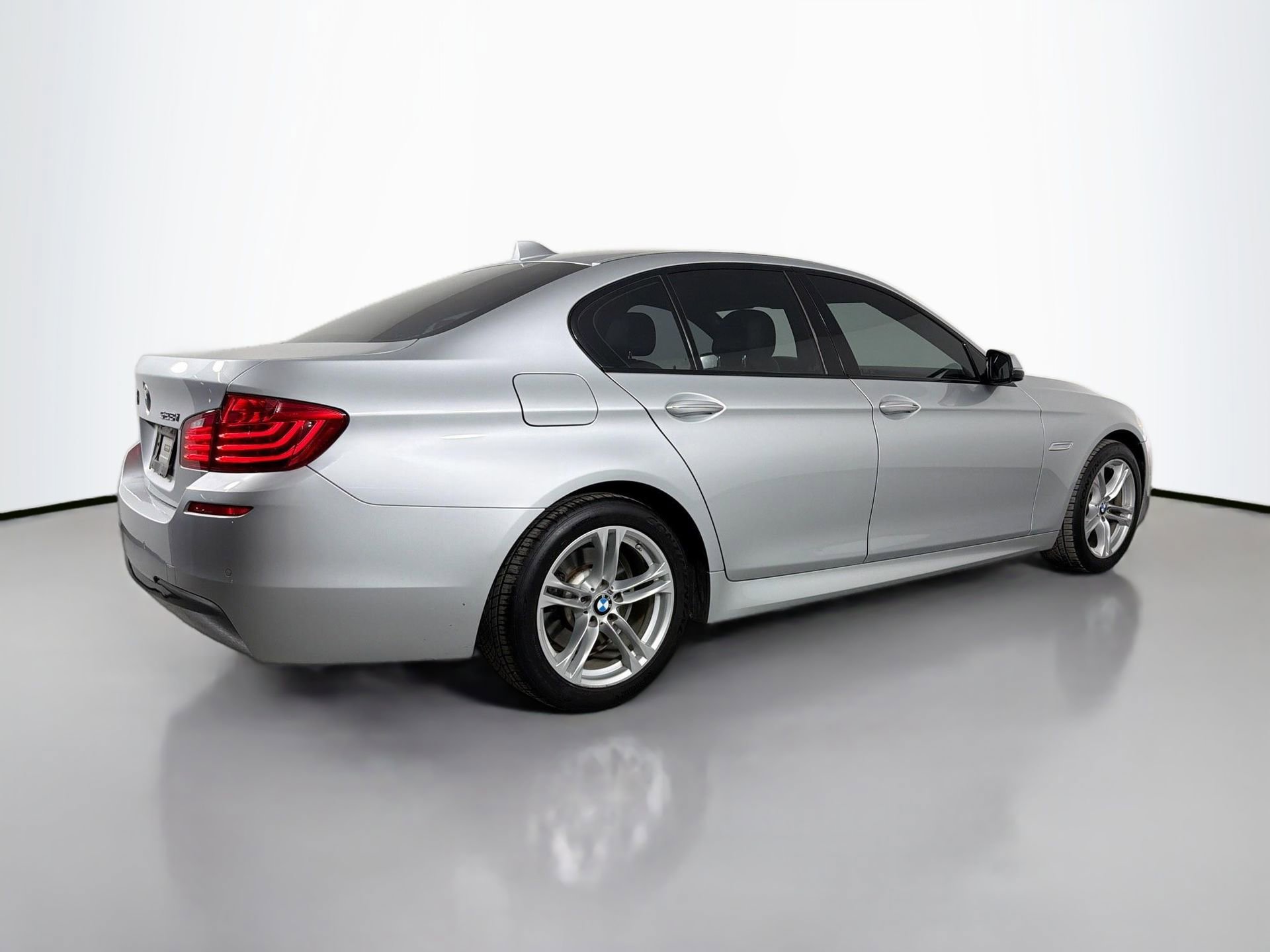Used 2016 BMW 528i Sedan image 6