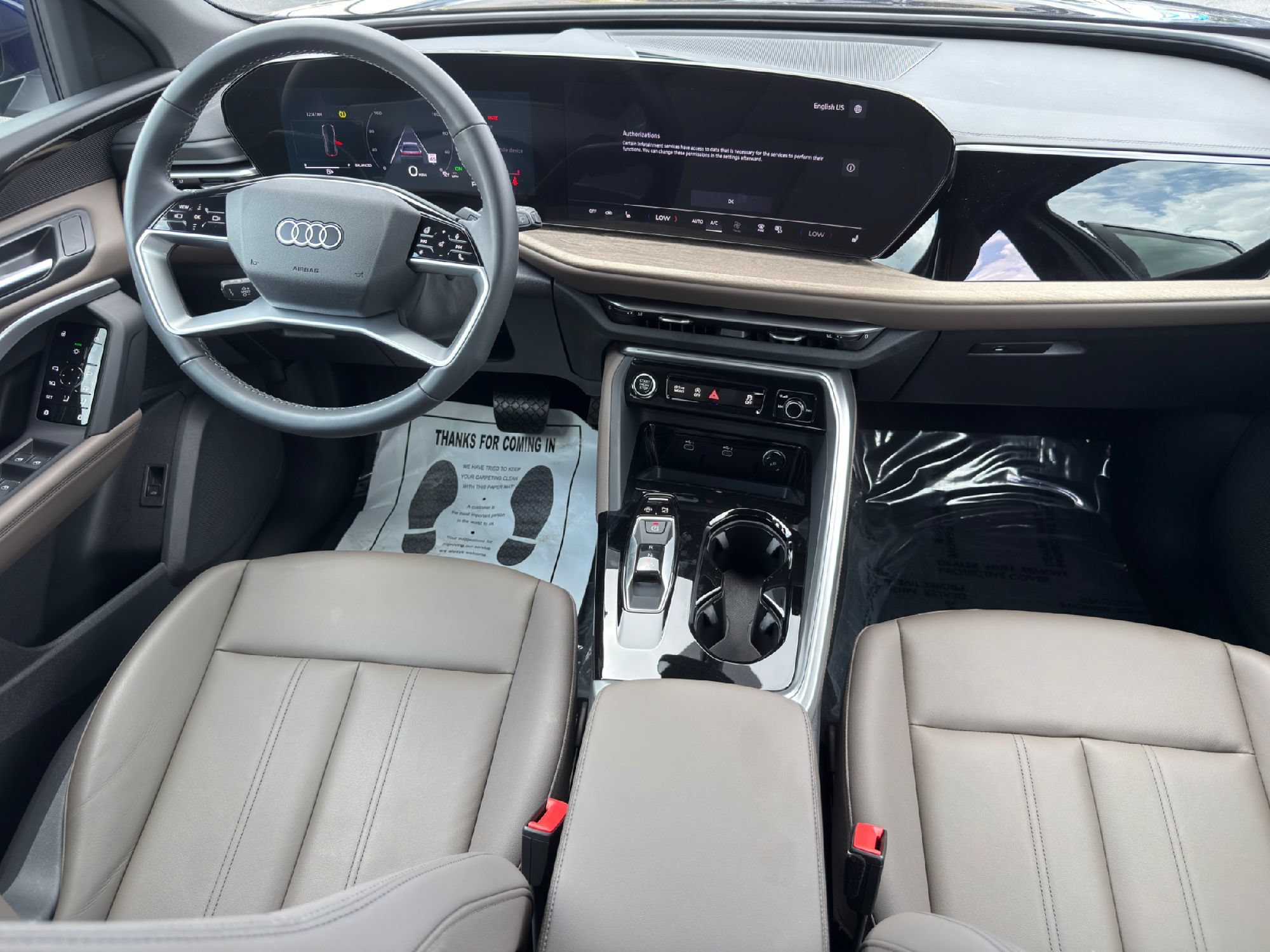 Certified 2025 Audi Q5 Premium w/ Convenience Package AWD/4WD image 22