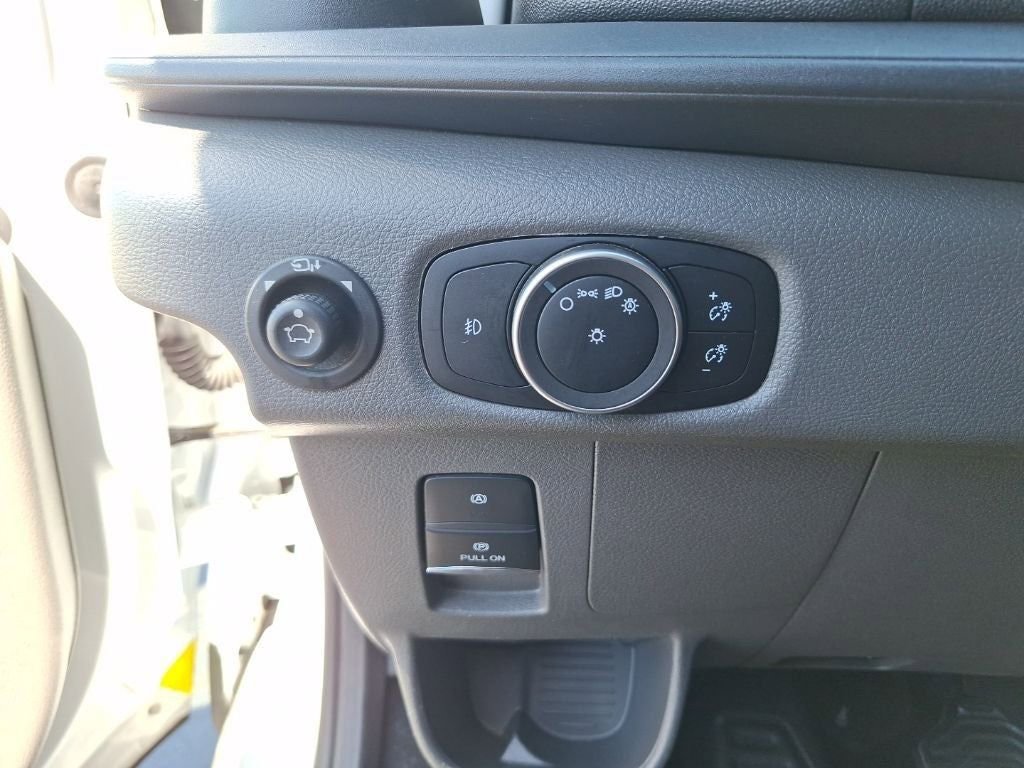 Used 2023 Ford Transit 350 XLT image 5
