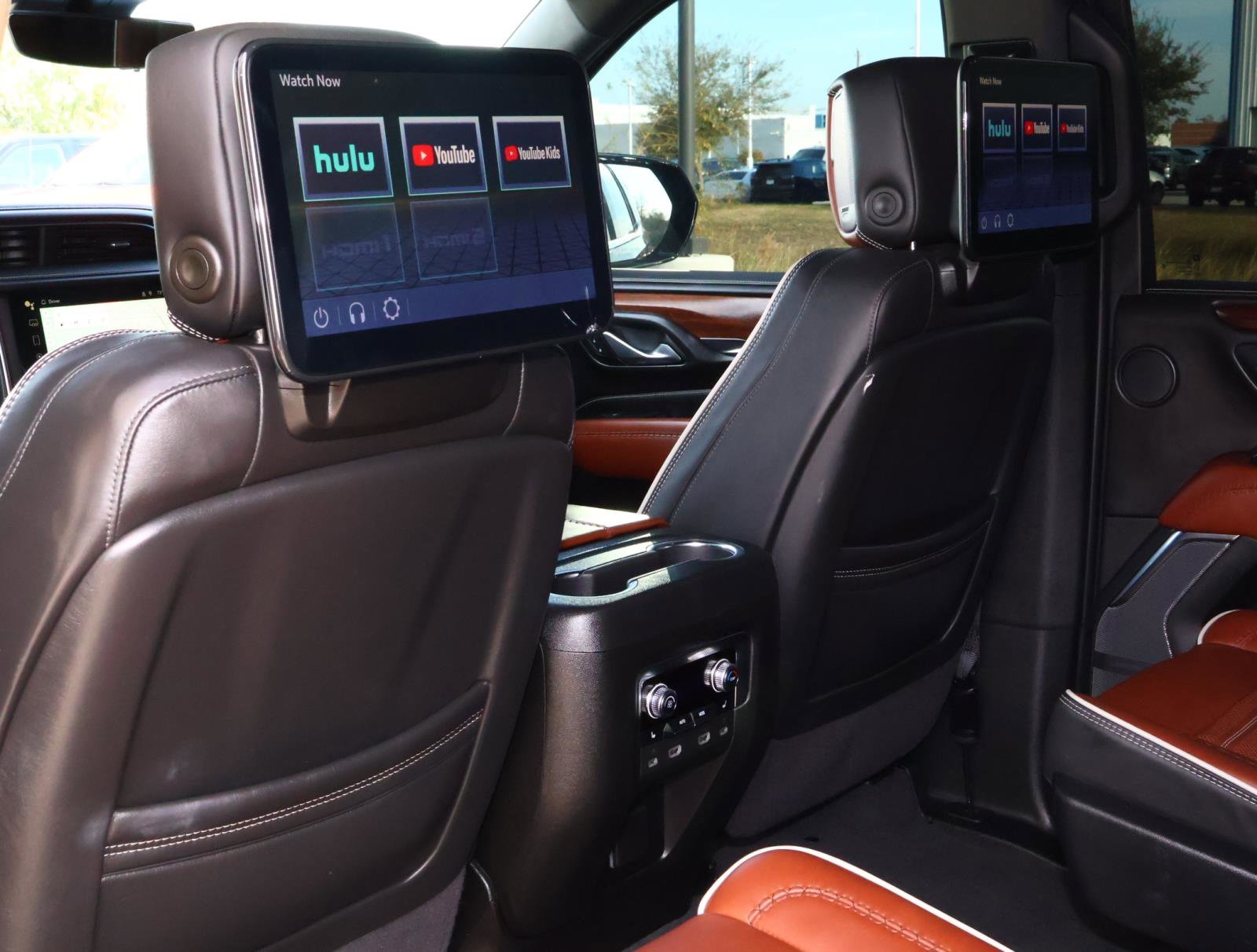 Used 2024 GMC Yukon Denali Ultimate image 15