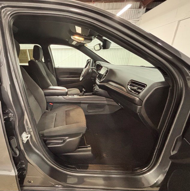Used 2025 Dodge Durango GT RWD image 18