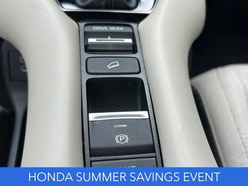 Used 2024 Honda HR-V LX image 19
