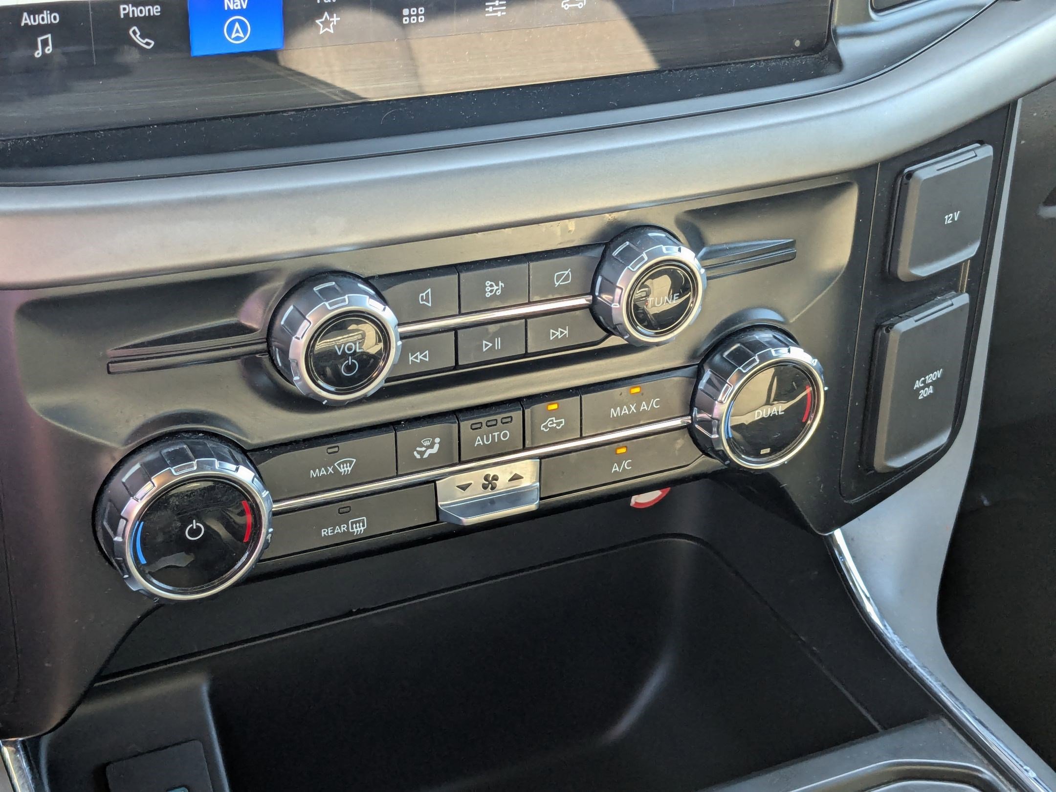 Used 2024 Ford F150 XLT w/ Mobile Office Package image 27